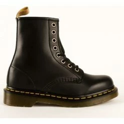 Dr. Martens DMSVEGANBK14045001 Bottes homme Noir for Baskets mode Couleur Noir